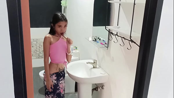 Filipina babe gives rimming – no choice is ass is on the face