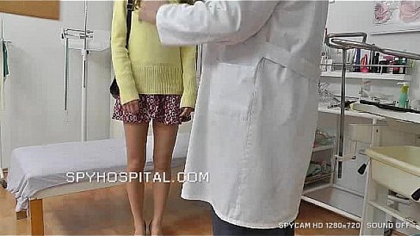 Gorgeous redhead teen vagina speculum exam voyeur cam video