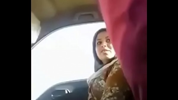 Indian couple fucking in car