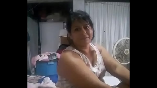 Es mi putipobre q conocí por facebook