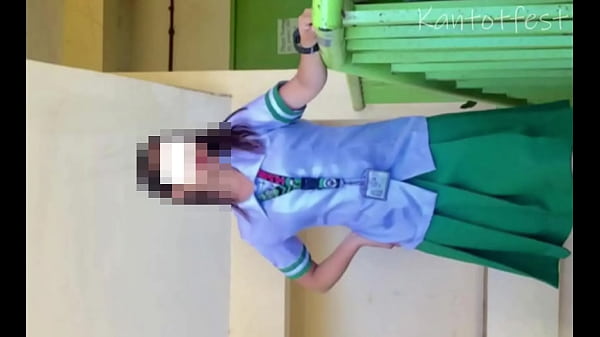 Not so innocent Pinay Student so Tight and Yummy